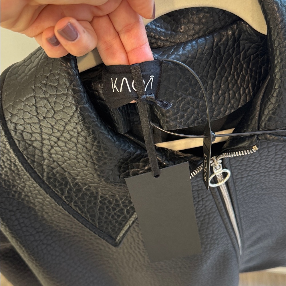 Women’s Jacket-Elegant Black - Picture 13 of 15